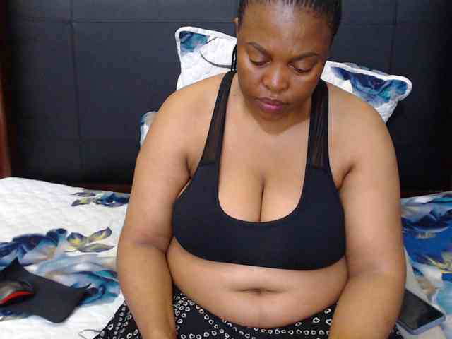 Busttyebony19 webcam