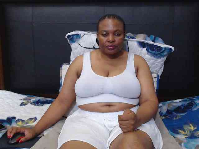 Busttyebony19 webcam