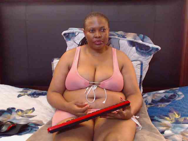 Busttyebony19 webcam