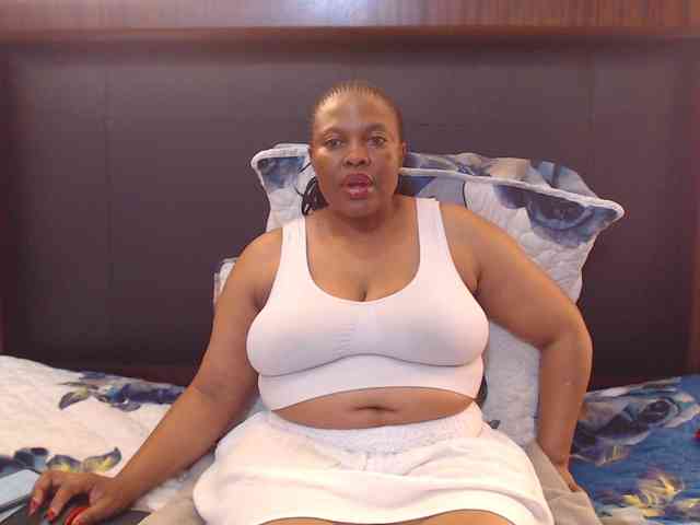 Busttyebony19 webcam