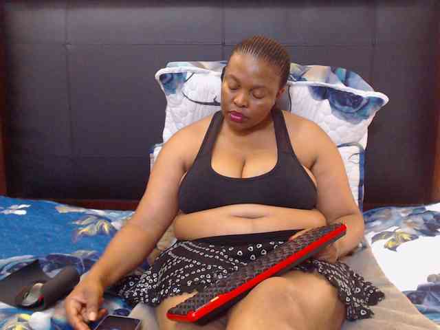 Busttyebony19 webcam