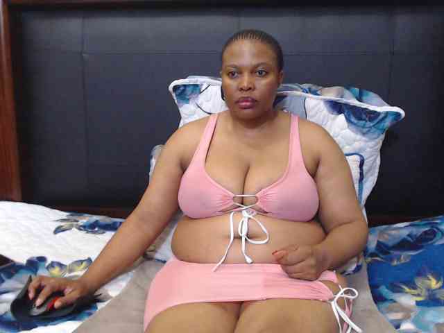 Busttyebony19 webcam