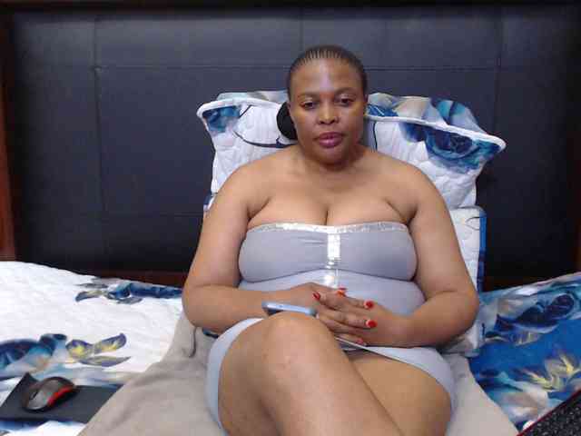 Busttyebony19 webcam