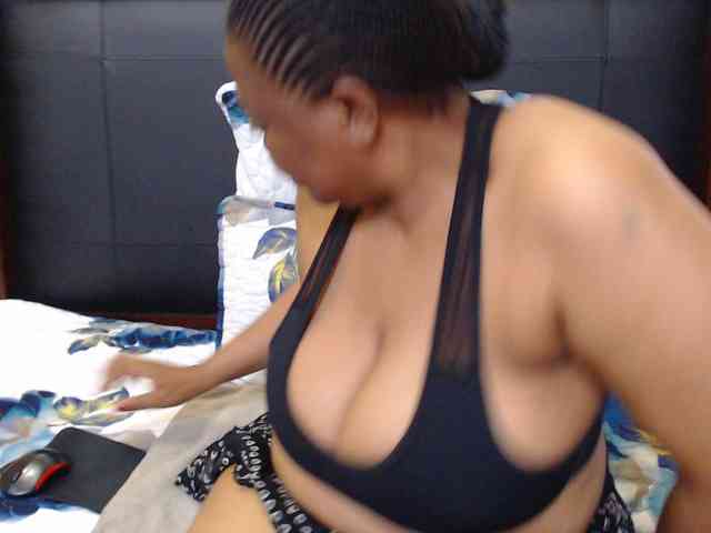 Busttyebony19 webcam