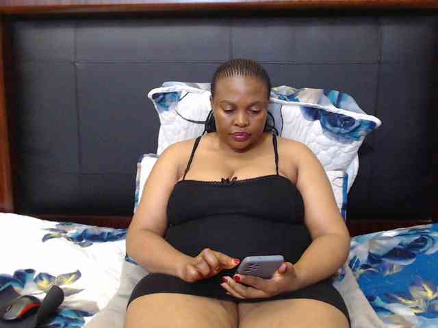 Busttyebony19 webcam