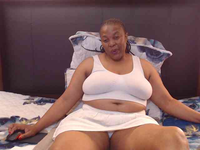 Busttyebony19 webcam