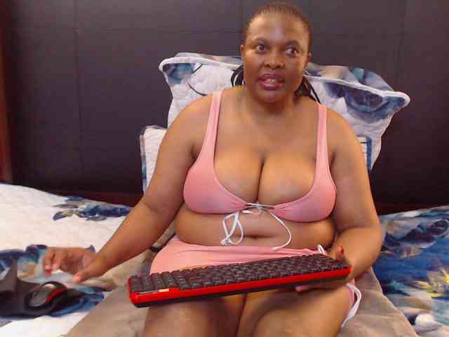 Busttyebony19 webcam