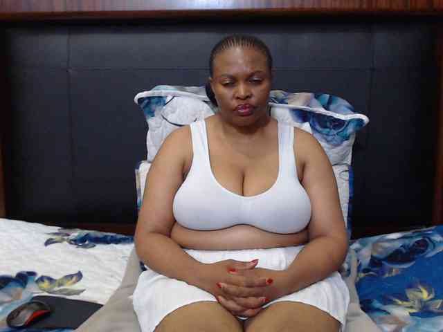 Busttyebony19 webcam