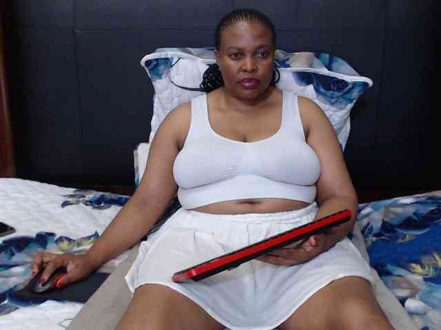 Busttyebony19 webcam