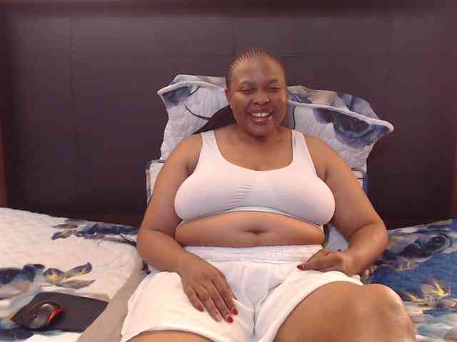 Busttyebony19 webcam