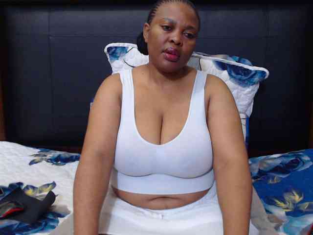 Busttyebony19 webcam