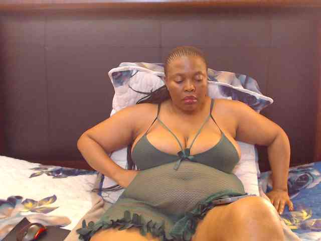 Busttyebony19 webcam