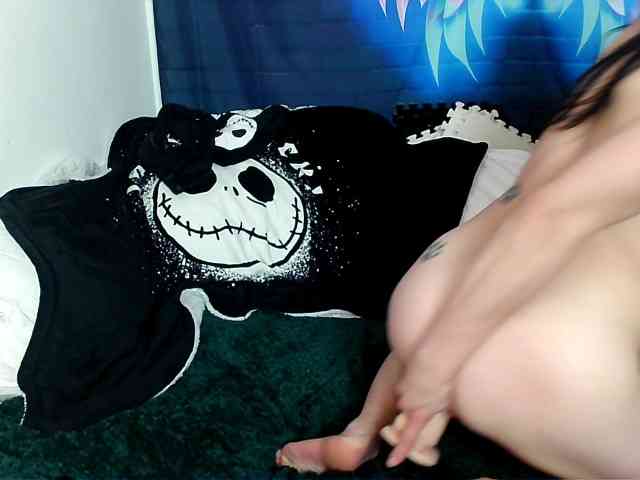 BrokenAngel69 webcam