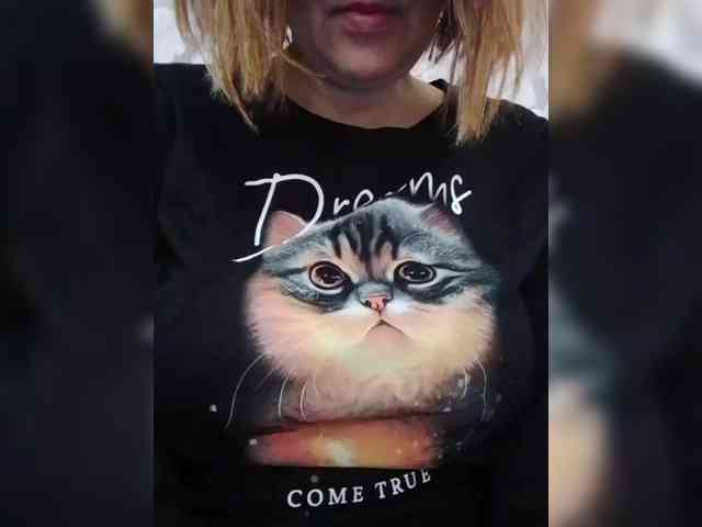 EVIL_TITS webcam