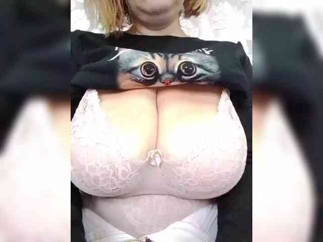 EVIL_TITS webcam