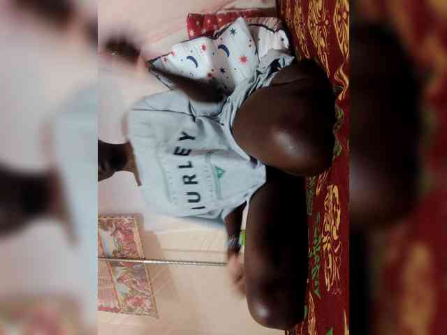 freaky-pinnah webcam