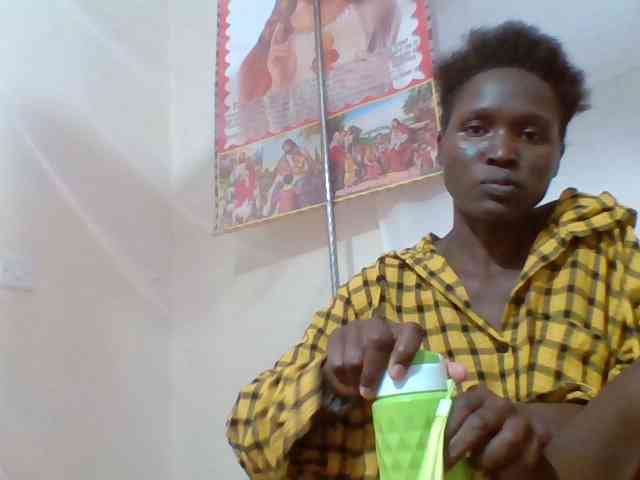 freaky-pinnah webcam