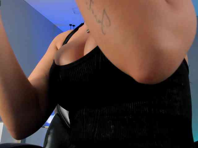 JadeEvans webcam