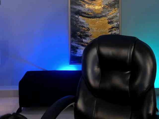 JadeEvans webcam