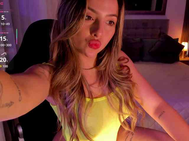 AmyWoods webcam