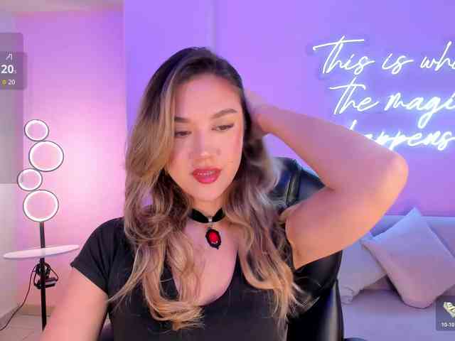 RebeccaHudson webcam