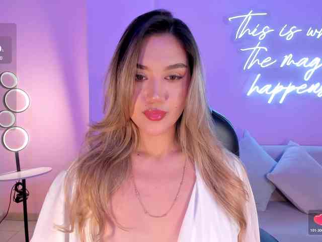 RebeccaHudson webcam