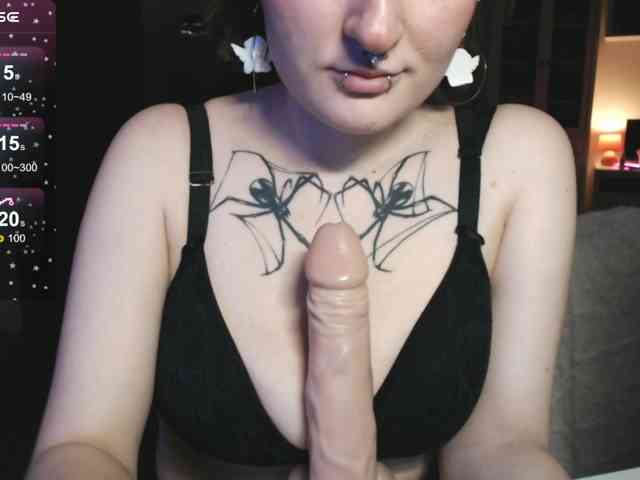 momorenaaa webcam