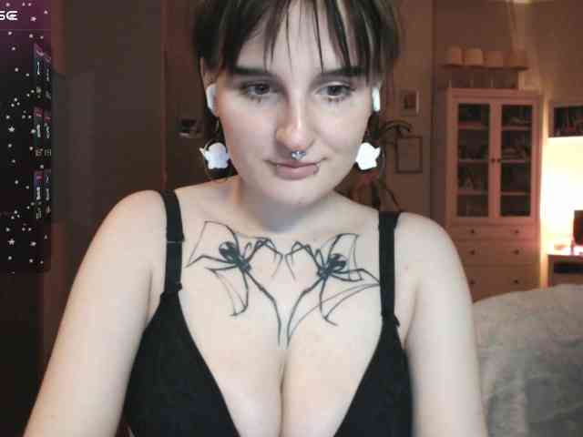 momorenaaa webcam
