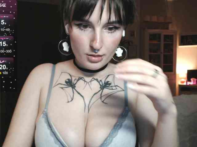 momorenaaa webcam