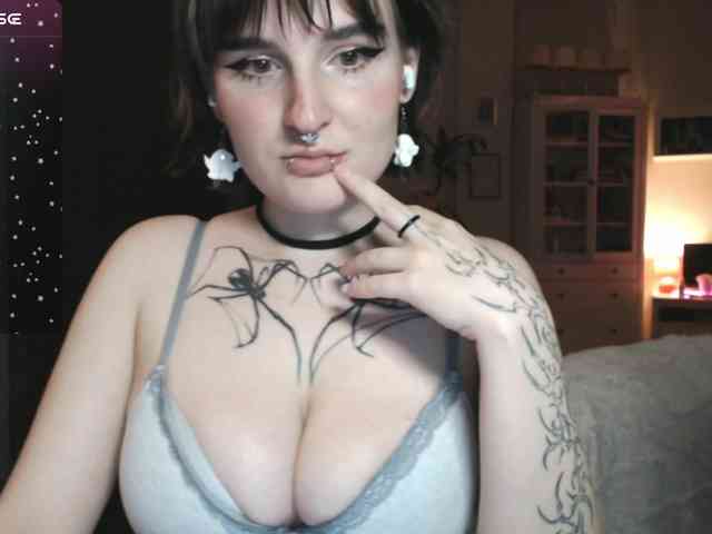 momorenaaa webcam