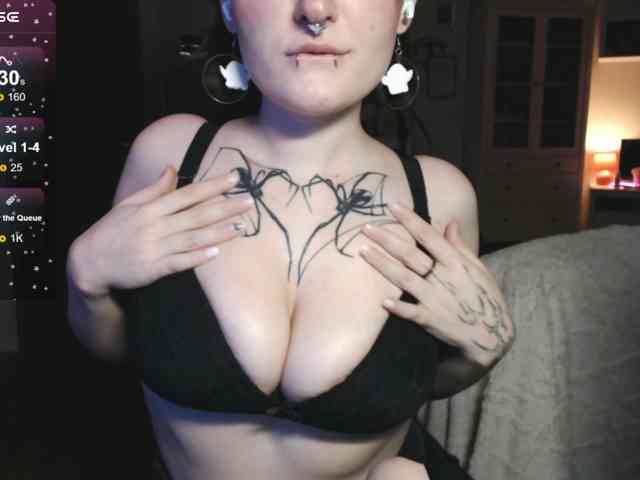 momorenaaa webcam