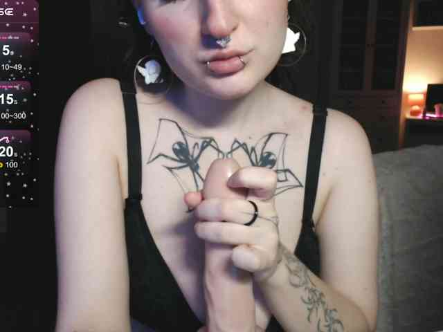 momorenaaa webcam