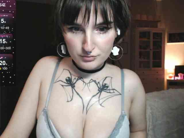 momorenaaa webcam