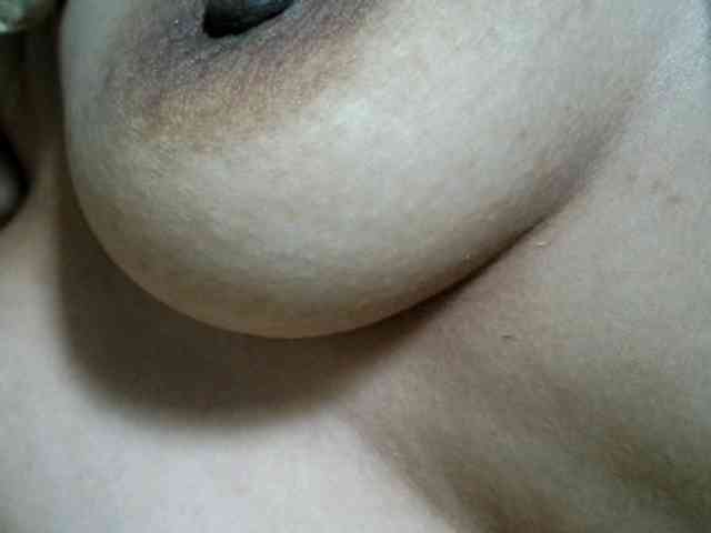 NaughtyWetPieXx webcam