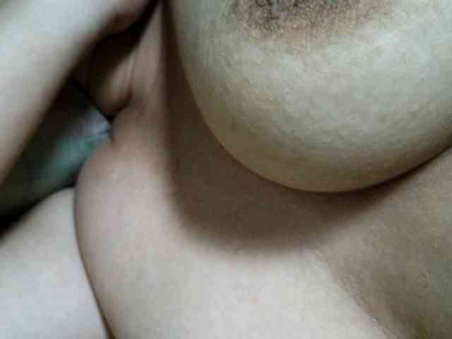 NaughtyWetPieXx webcam