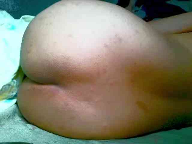 NaughtyWetPieXx webcam