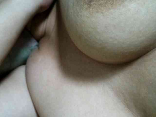 NaughtyWetPieXx webcam