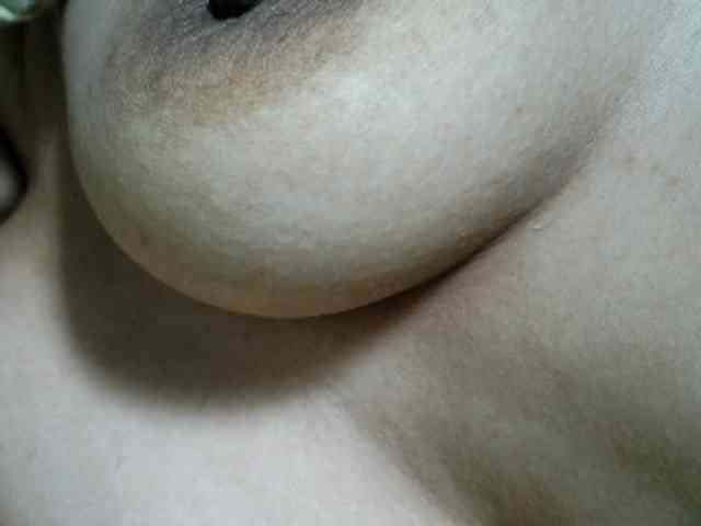 NaughtyWetPieXx webcam