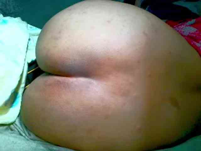 NaughtyWetPieXx webcam