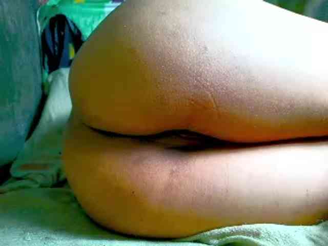 NaughtyWetPieXx webcam