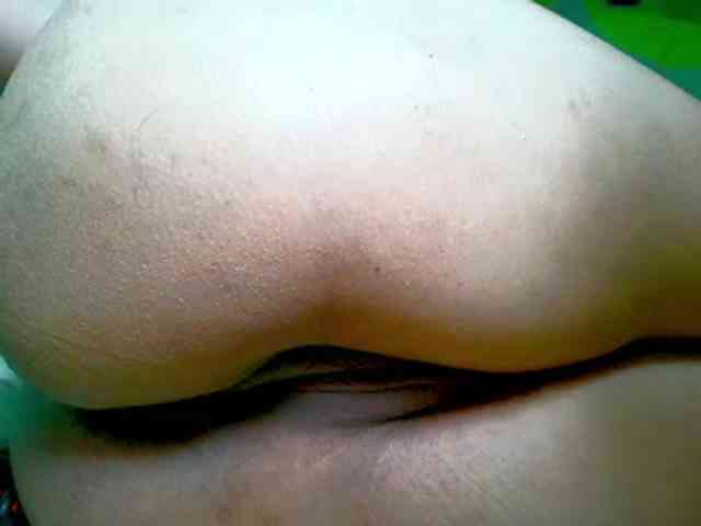 NaughtyWetPieXx webcam