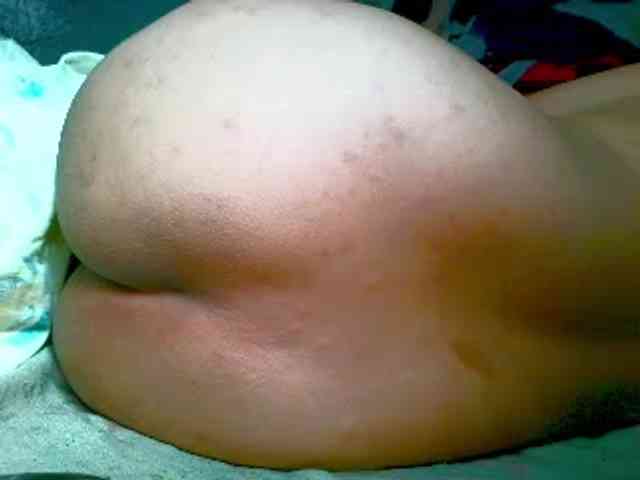 NaughtyWetPieXx webcam