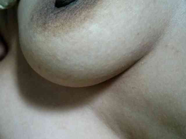 NaughtyWetPieXx webcam