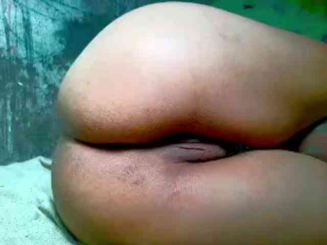 NaughtyWetPieXx webcam