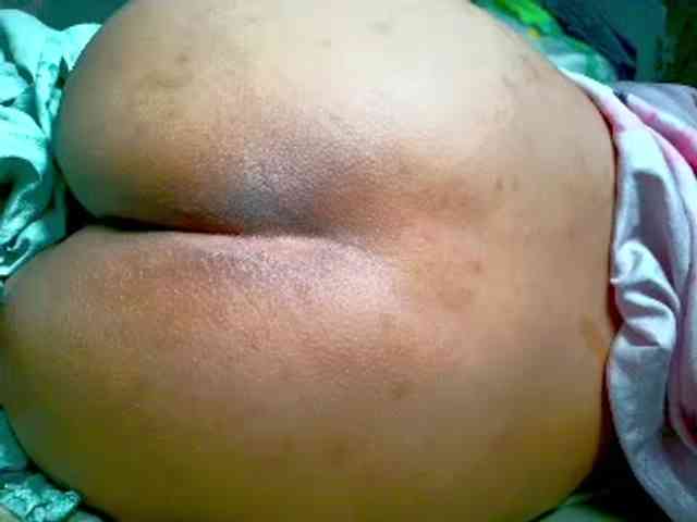 NaughtyWetPieXx webcam