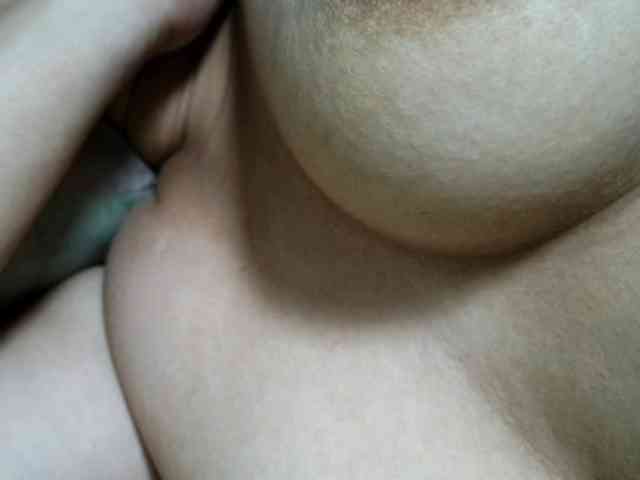 NaughtyWetPieXx webcam