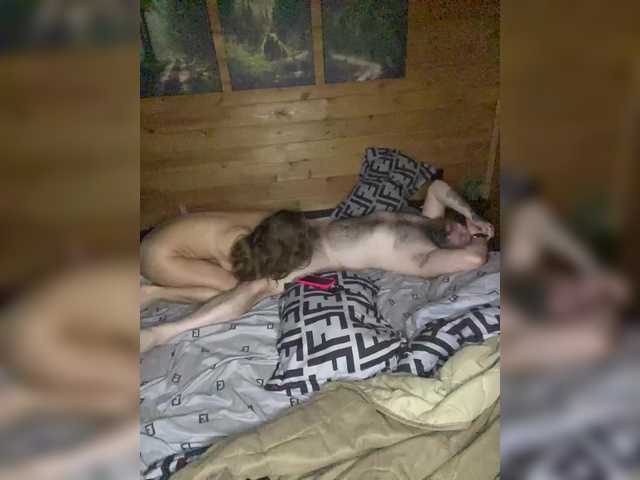 Entra en el chat con el modelo YuGoVi YuGoVi