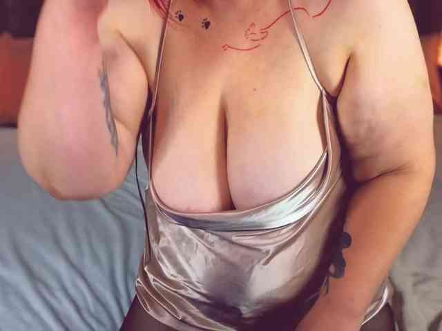 BettyDark webcam