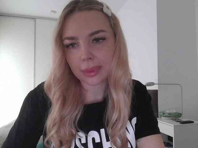 pinkpanther8899 webcam
