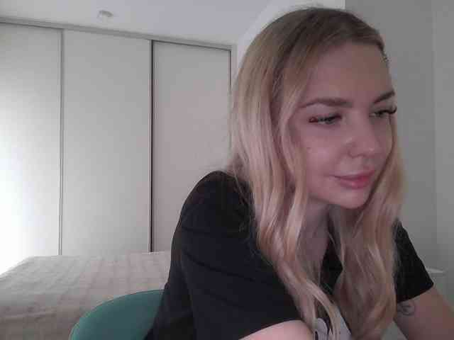 pinkpanther8899 webcam